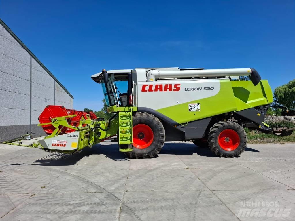 CLAAS Lexion 530 Combine de secerat