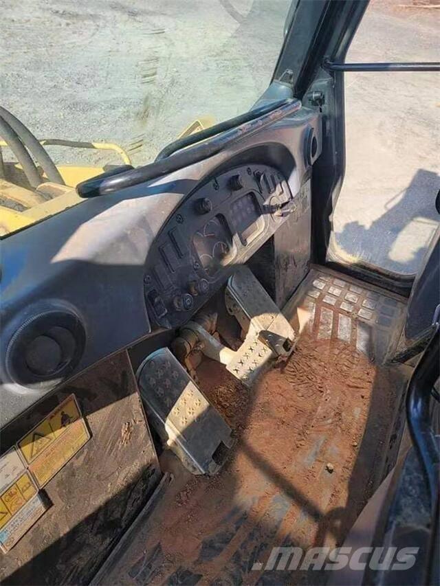 CAT 953C Încarcatoare cu excavator