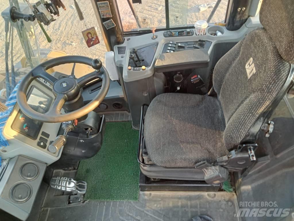 CAT 950 GC Incarcator pe pneuri