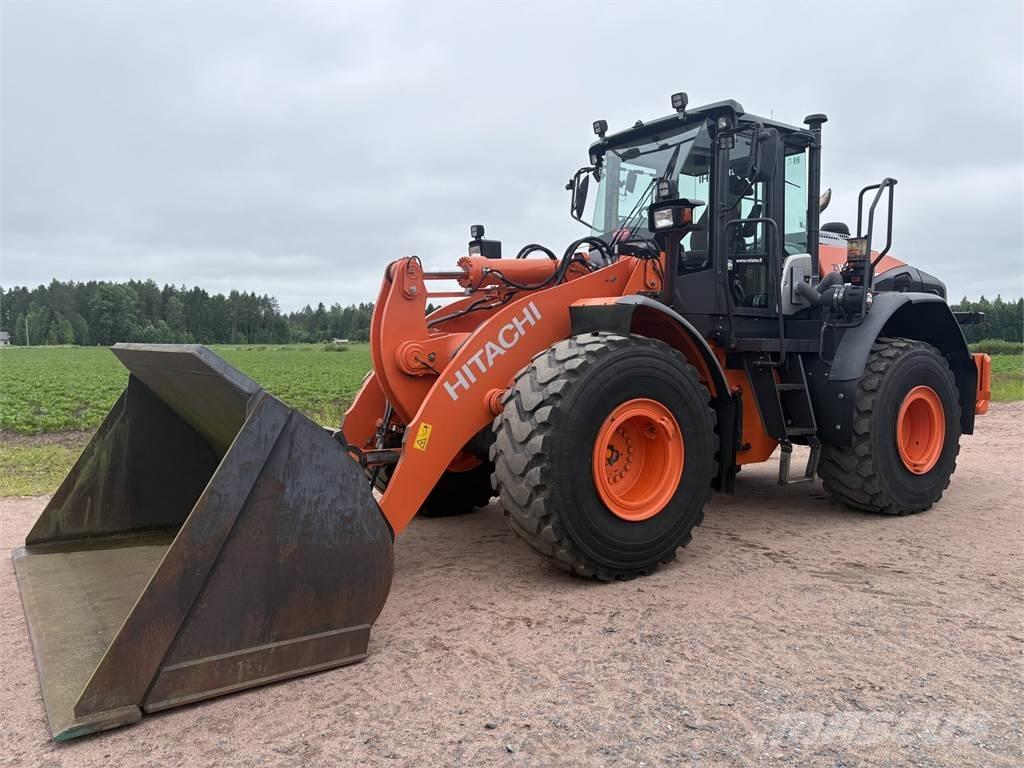 Hitachi ZW 220-6 Incarcator pe pneuri