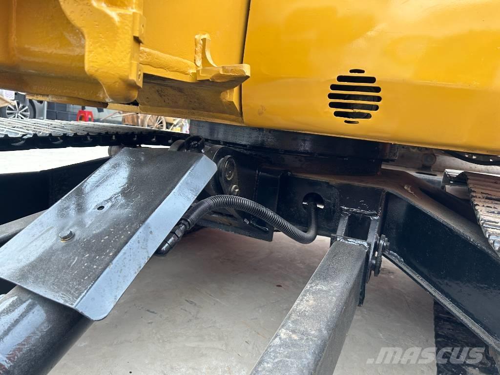 CAT 304 Excavatoare pe șenile
