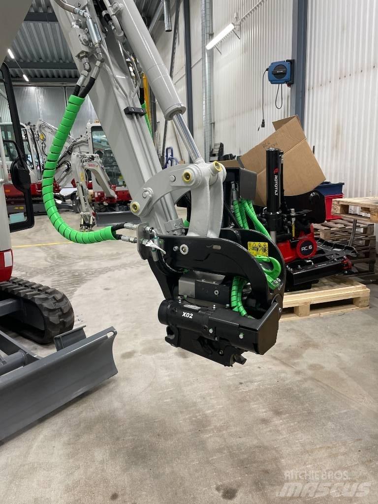 Takeuchi TB 320 Mini excavatoare < 7t