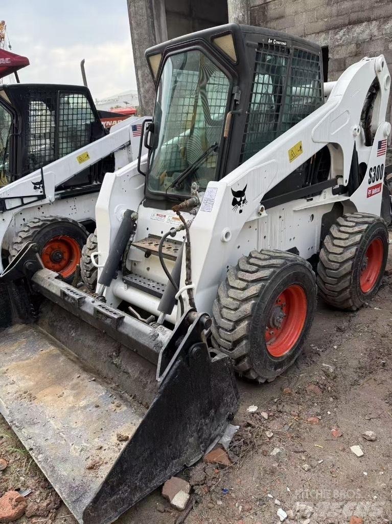 Bobcat S 300 Mini incarcator