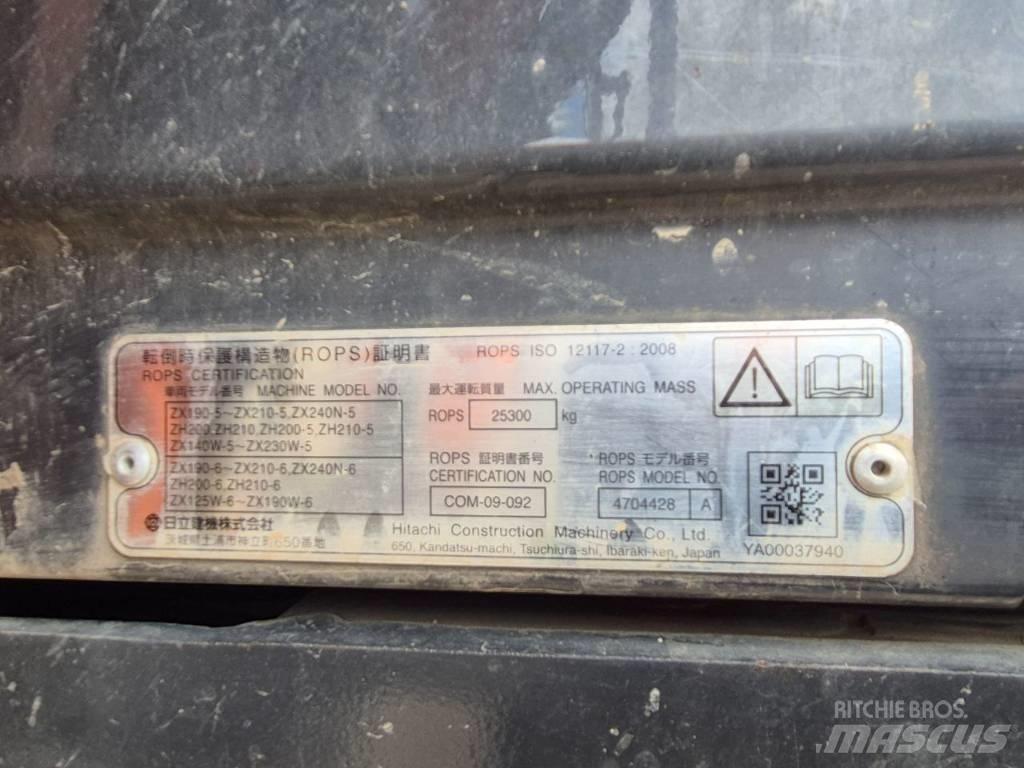 Hitachi ZX 170 W-6 Excavatoare cu roti