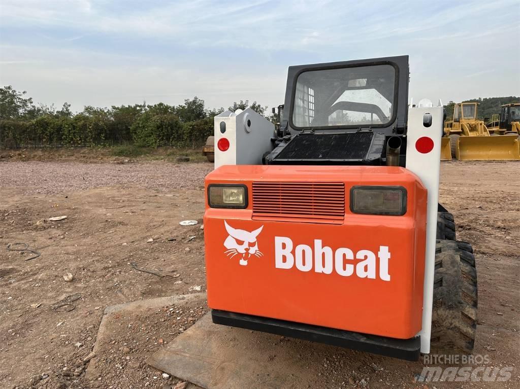 Bobcat S 300 Mini incarcator
