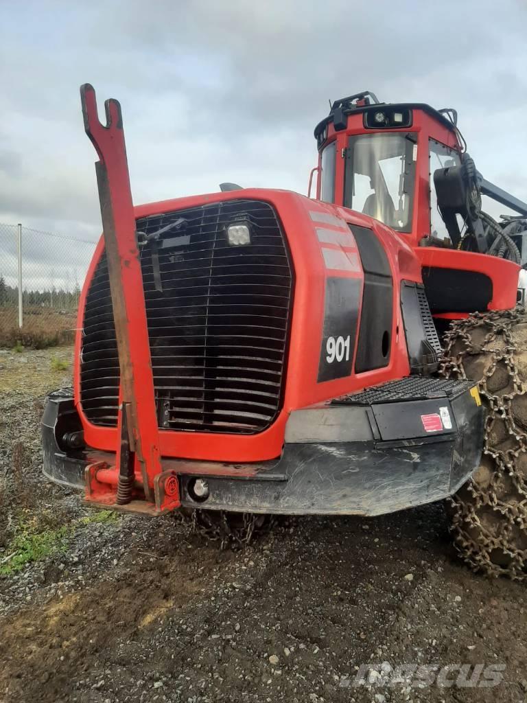 Komatsu 901 Combine forestiere