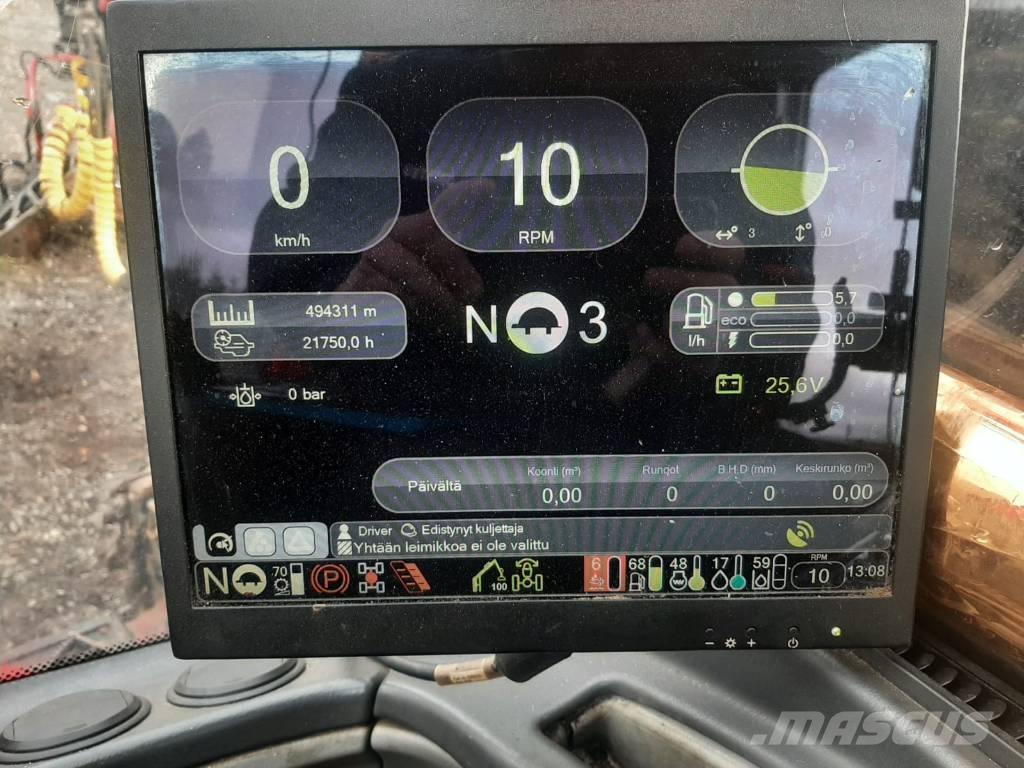 Komatsu 901 Combine forestiere