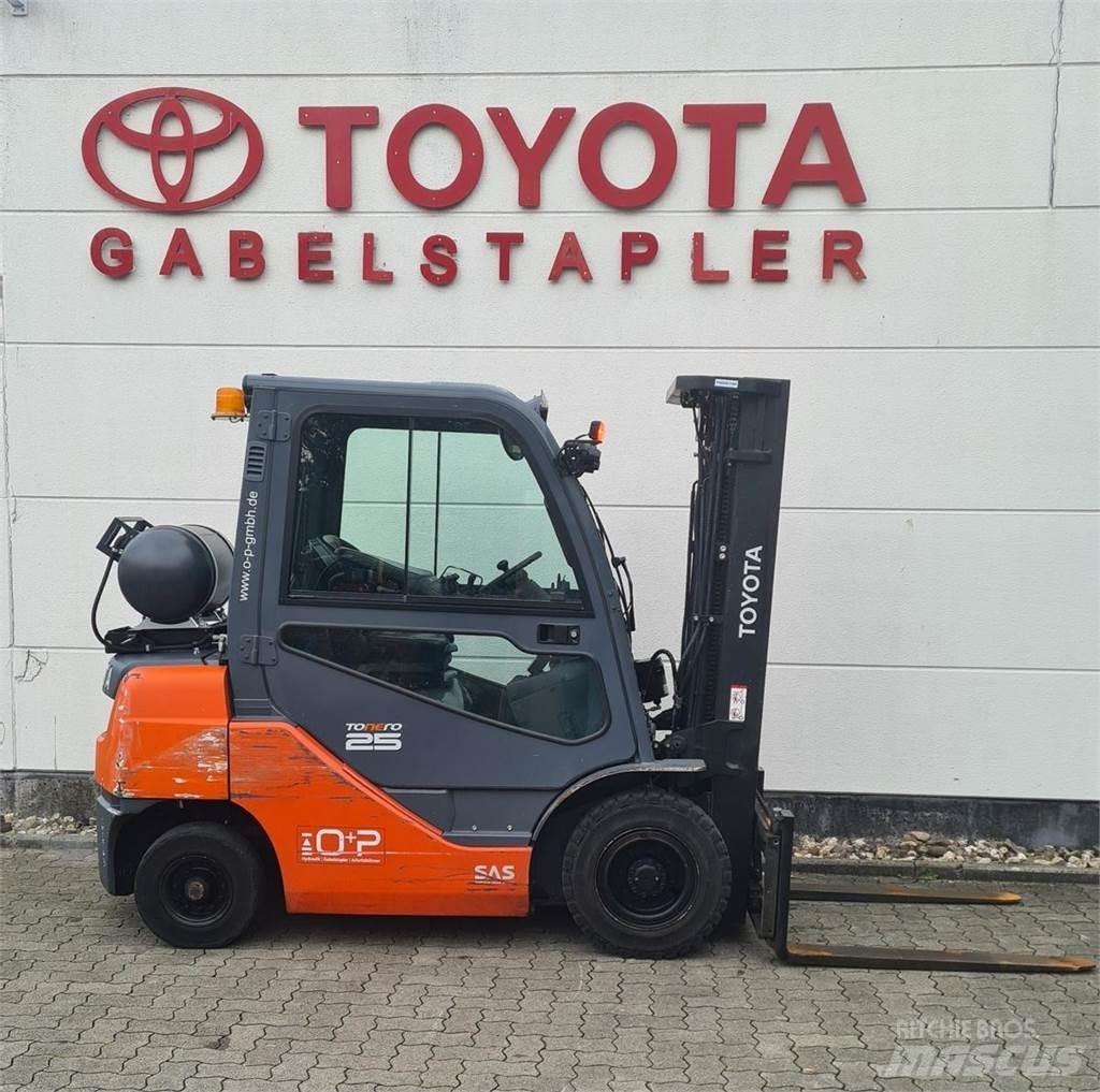 Toyota 02-8FGF25 Stivuitor GPL