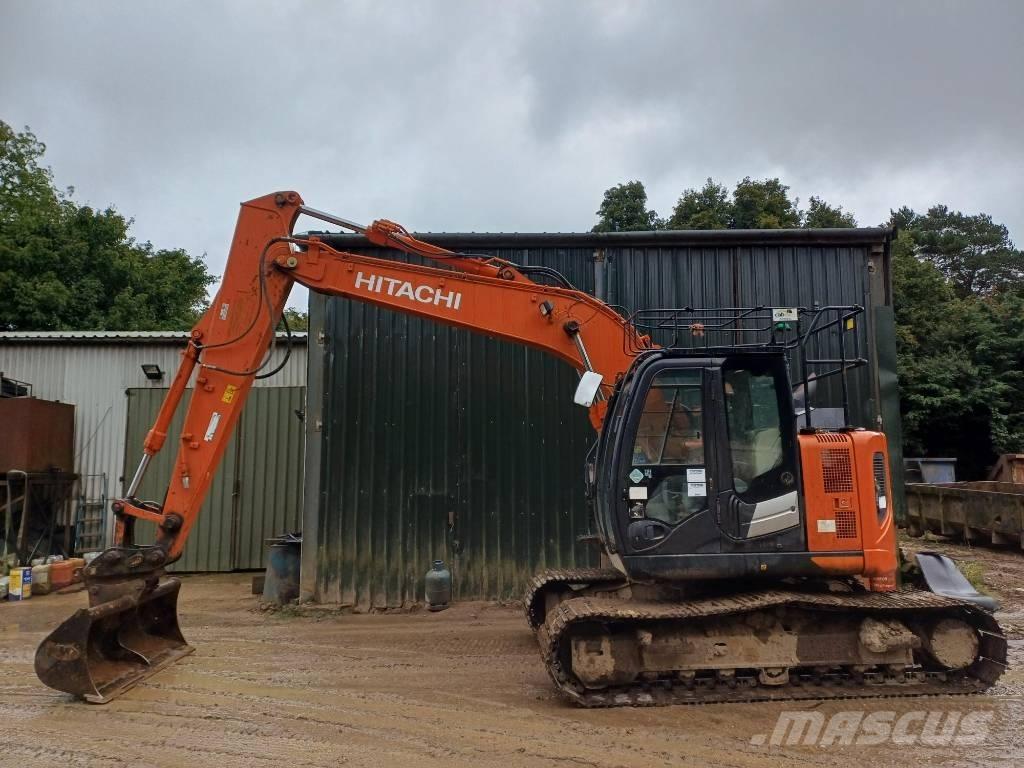 Hitachi ZX 135 US-6 Excavatoare pe șenile

