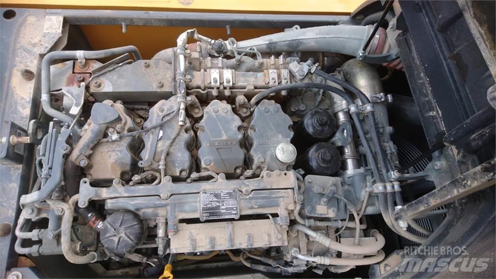 Liebherr R924LC Excavatoare pe șenile
