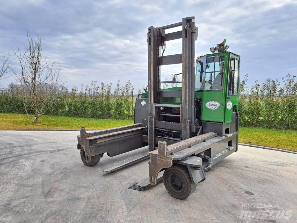 Combilift C 8000 Stivuitoare cu patru brate