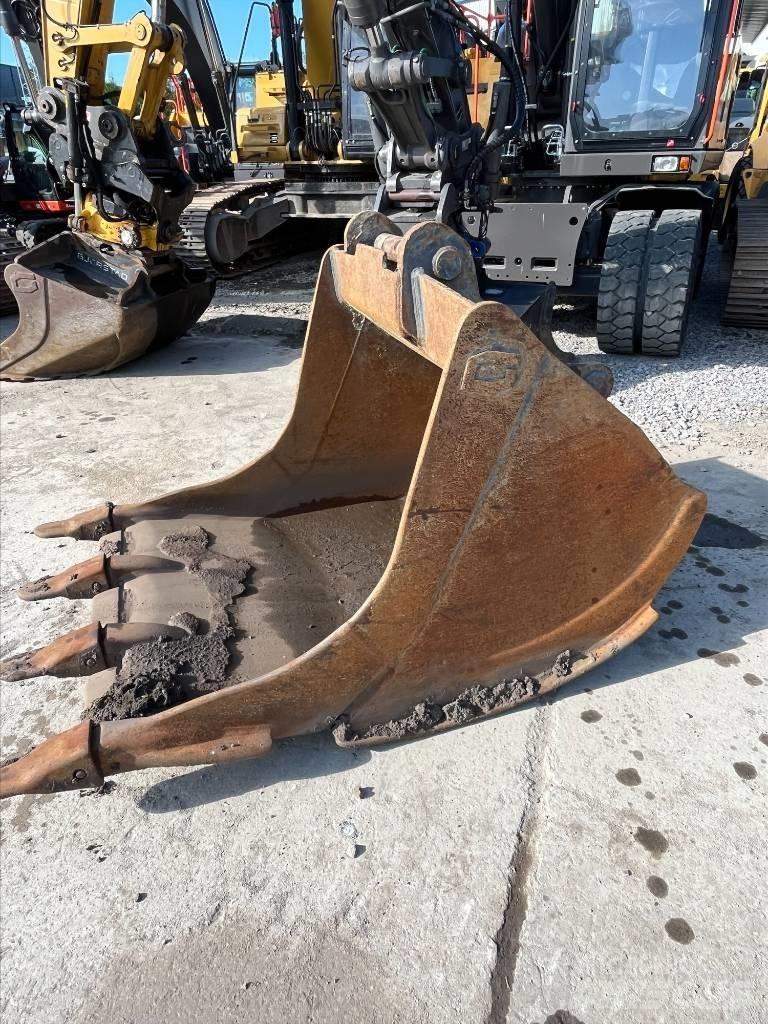 CAT 325FL CR Excavatoare pe șenile
