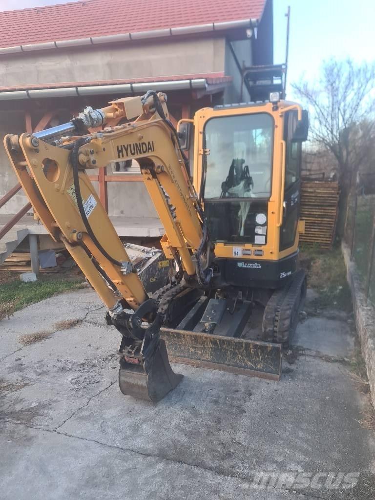 Hyundai R25Z-9 AK Mini excavatoare < 7t