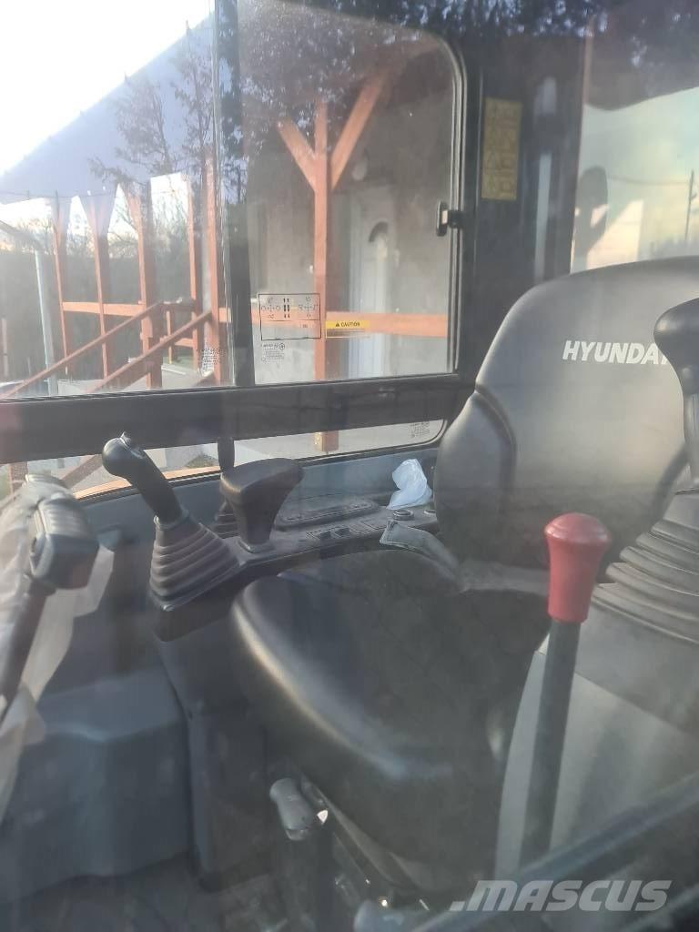 Hyundai R25Z-9 AK Mini excavatoare < 7t
