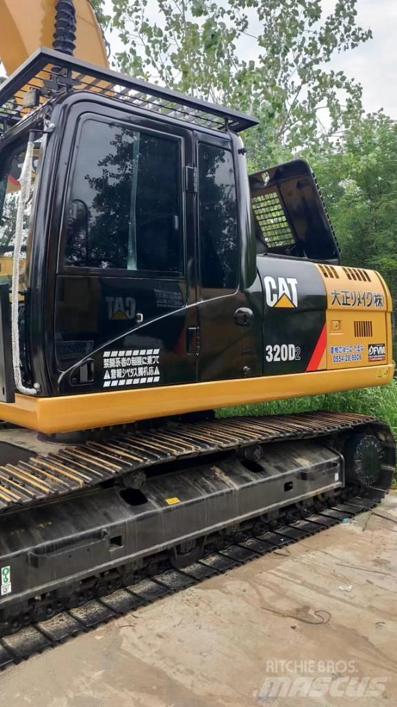 CAT 320D2 Excavatoare pe șenile
