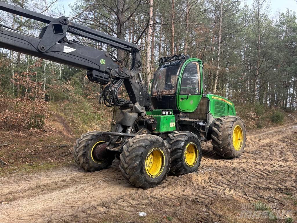 John Deere 1170 E Combine forestiere