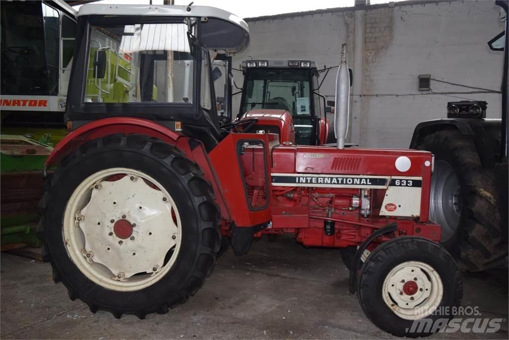 Case IH 733 Tractoare