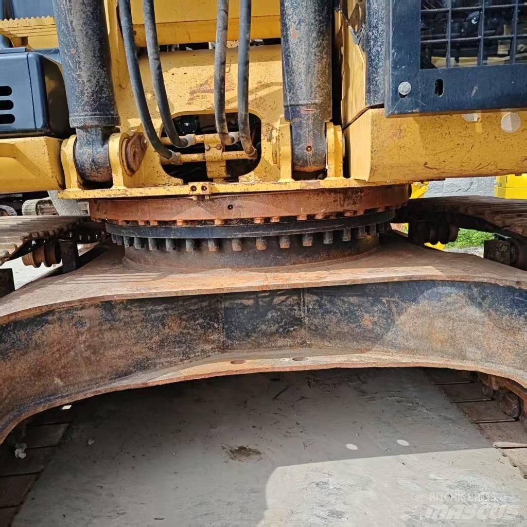 CAT 336 D2 Excavatoare pe șenile
