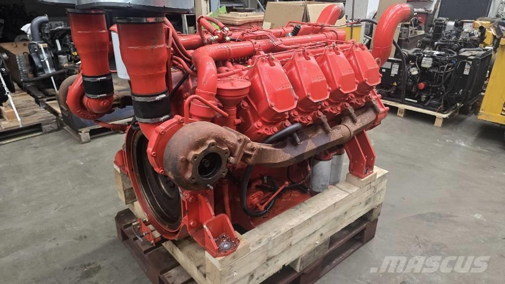 Iveco 8281 SRI V8 Motoare
