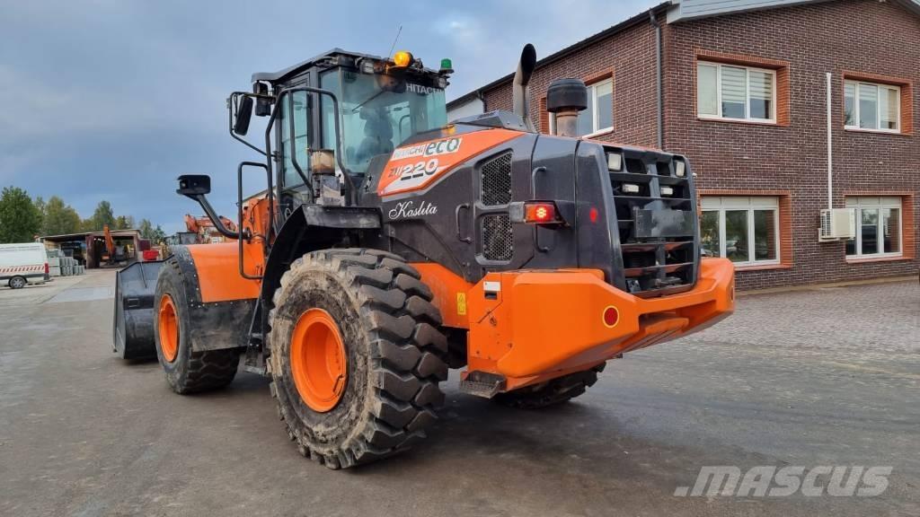 Hitachi ZW 220-6 Incarcator pe pneuri