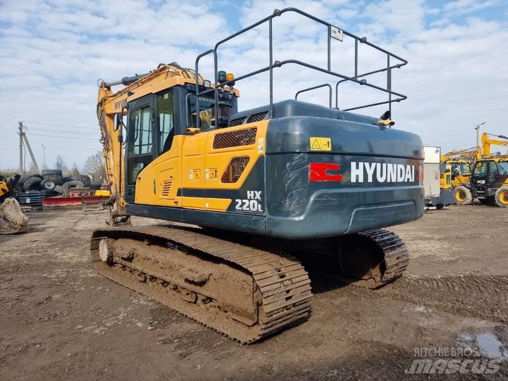 Hyundai HX 220 L Excavatoare pe șenile
