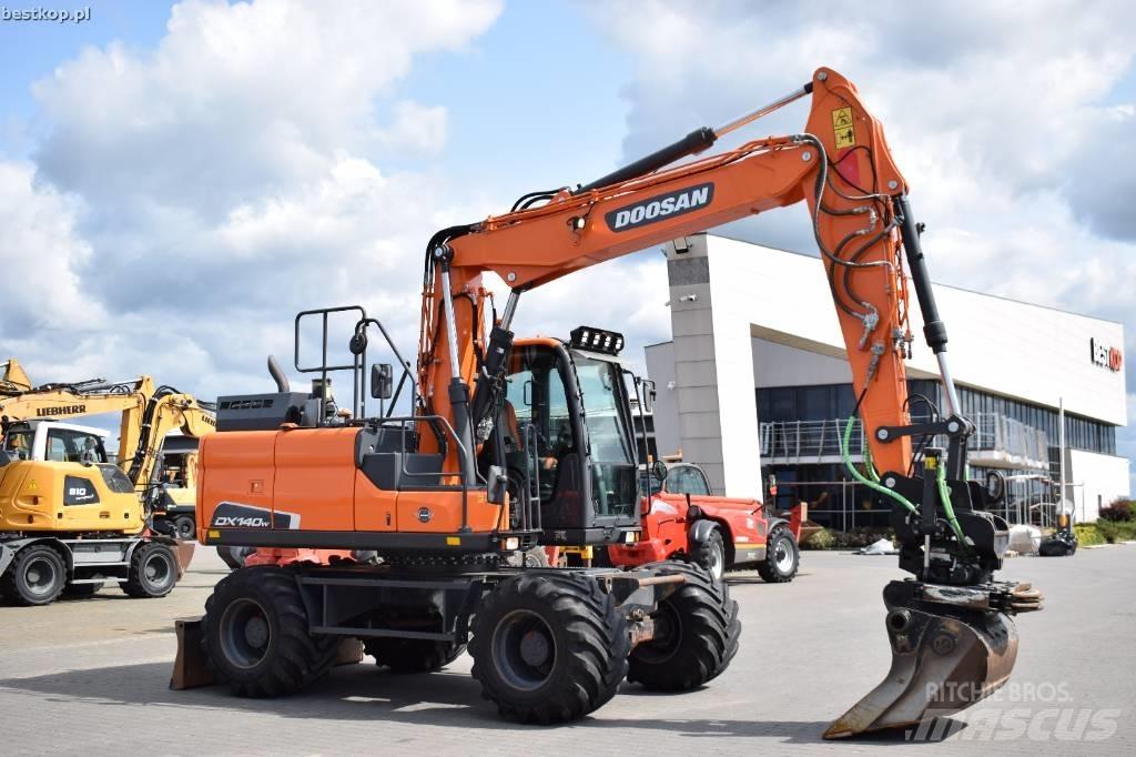 Doosan DX 140 W-5 Excavatoare cu roti