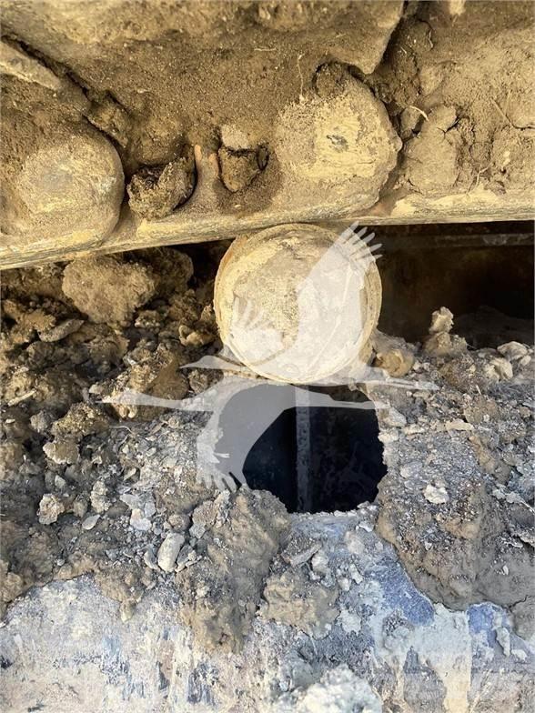 CAT 320 Excavatoare pe șenile
