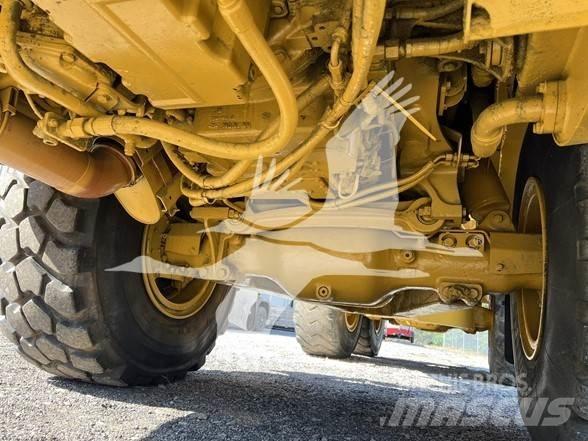 CAT 725 Cisterne