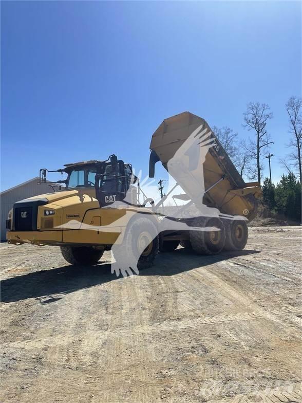 CAT 745 Transportoare articulate