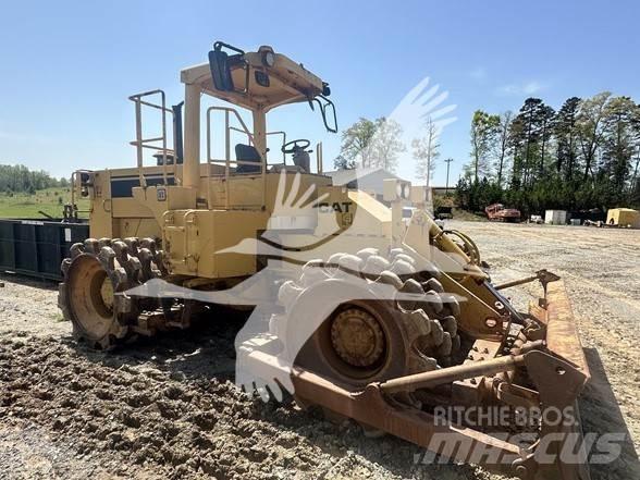 CAT 815B Compactoare monocilindrice
