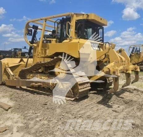 CAT D6T XL Buldozere pe senile
