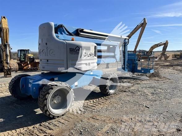 Genie Z60/34 Nacele cu brat articulat