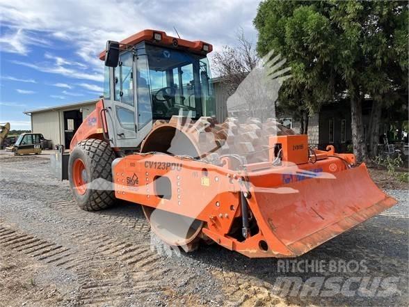 XCMG CV123PDU Compactoare monocilindrice