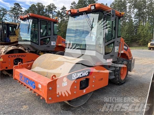 XCMG CV83PD Compactoare monocilindrice