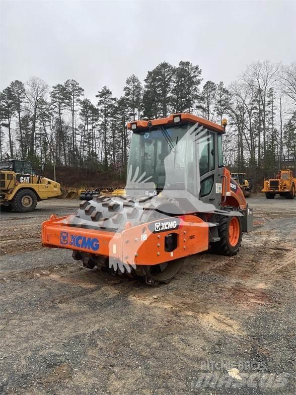 XCMG CV83PD Compactoare monocilindrice