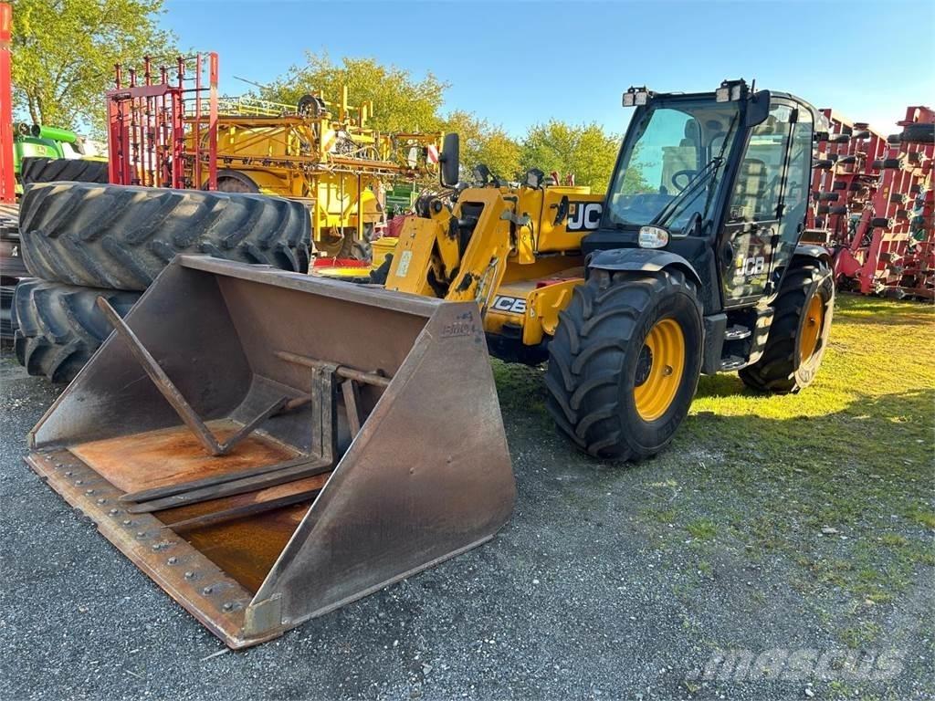 JCB 541-70 AGRIPRO Nacele cu brat telescopic