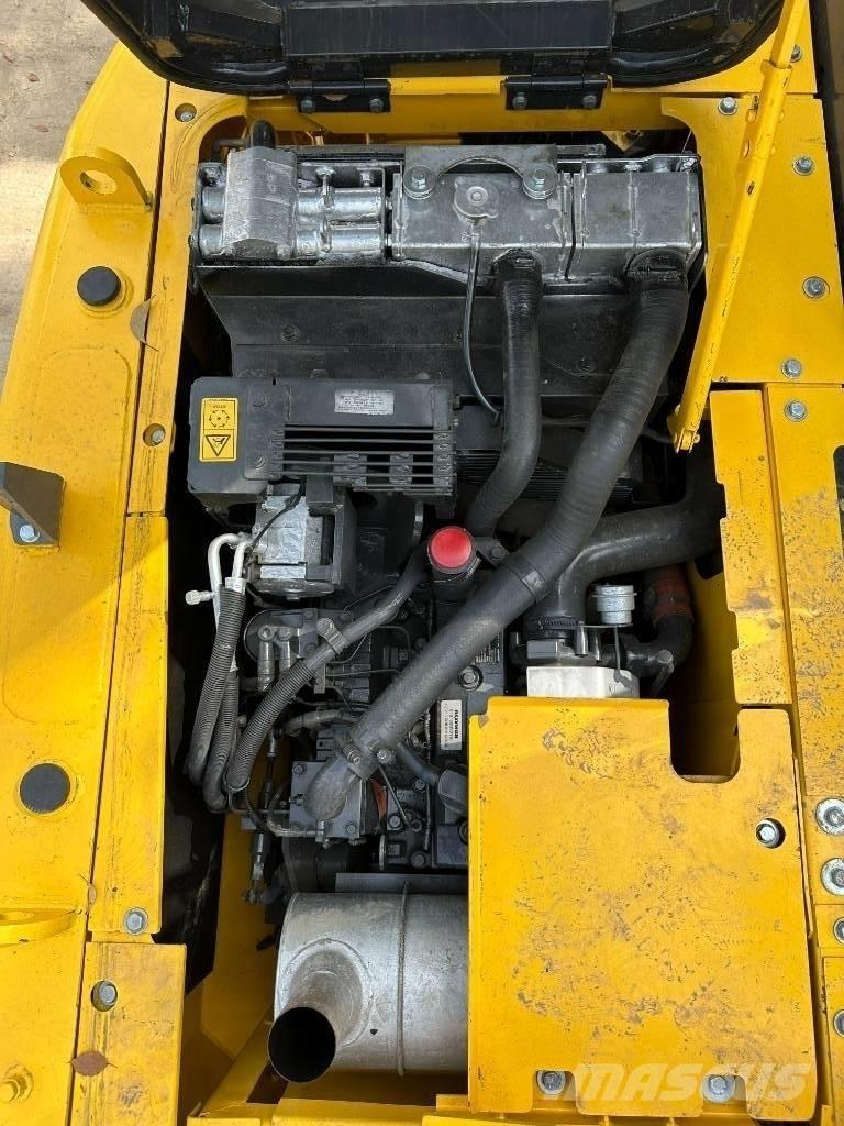 Komatsu PC 130 Excavatoare pe șenile
