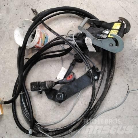 New Holland MANIP Alte masini si accesorii pentru încarcat si sapaturi