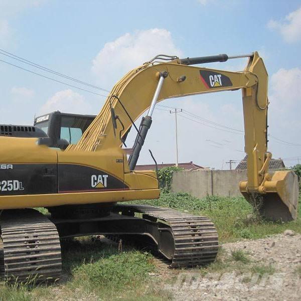 CAT 325 D L Excavatoare pe șenile
