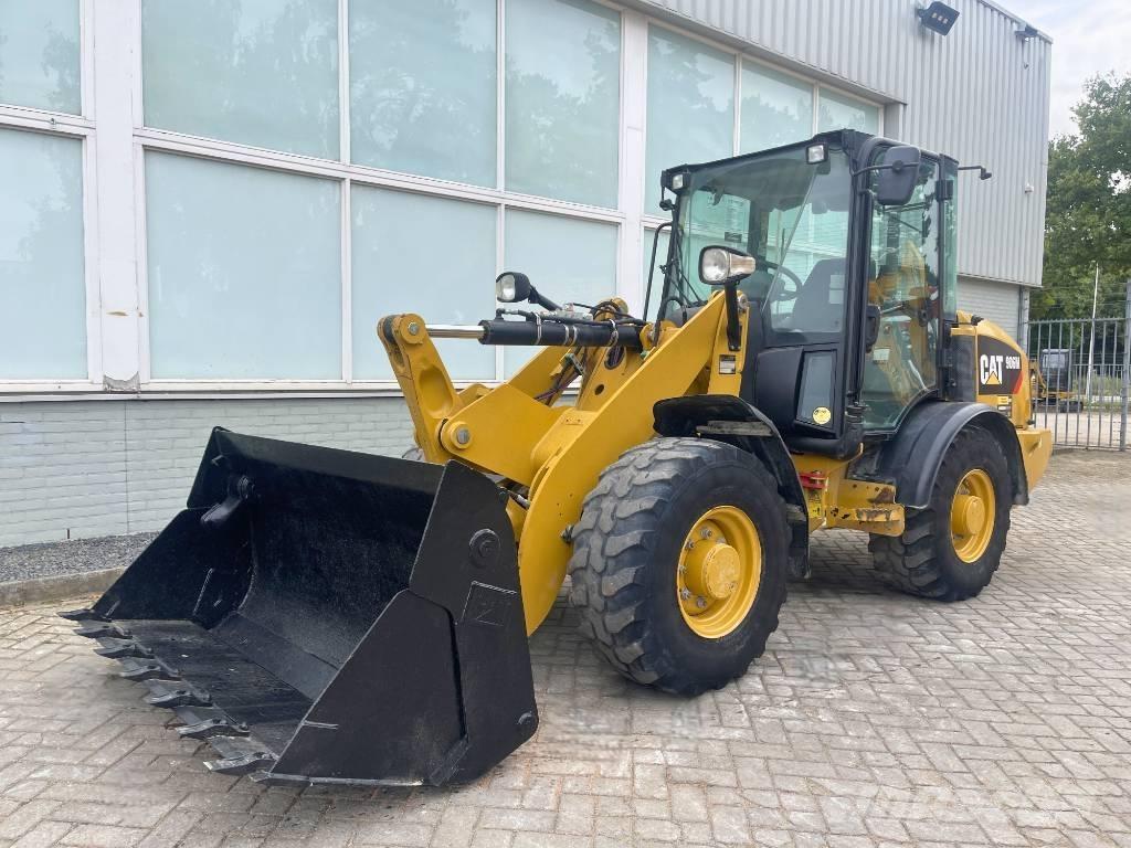 CAT 906 M   2018 Incarcator pe pneuri