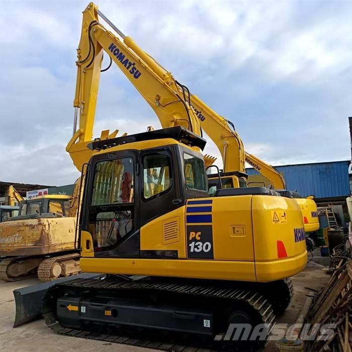 Komatsu PC 130 Excavatoare pe șenile
