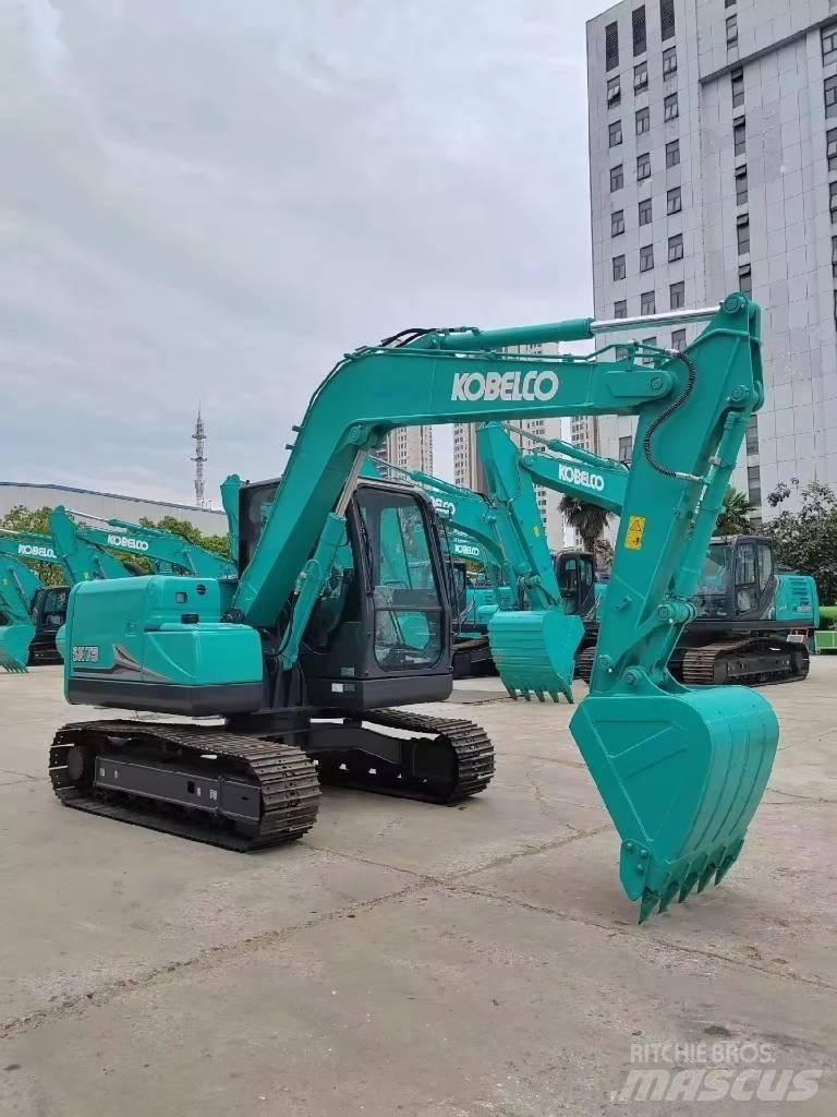 Kobelco SK 75 Excavatoare 7t - 12t