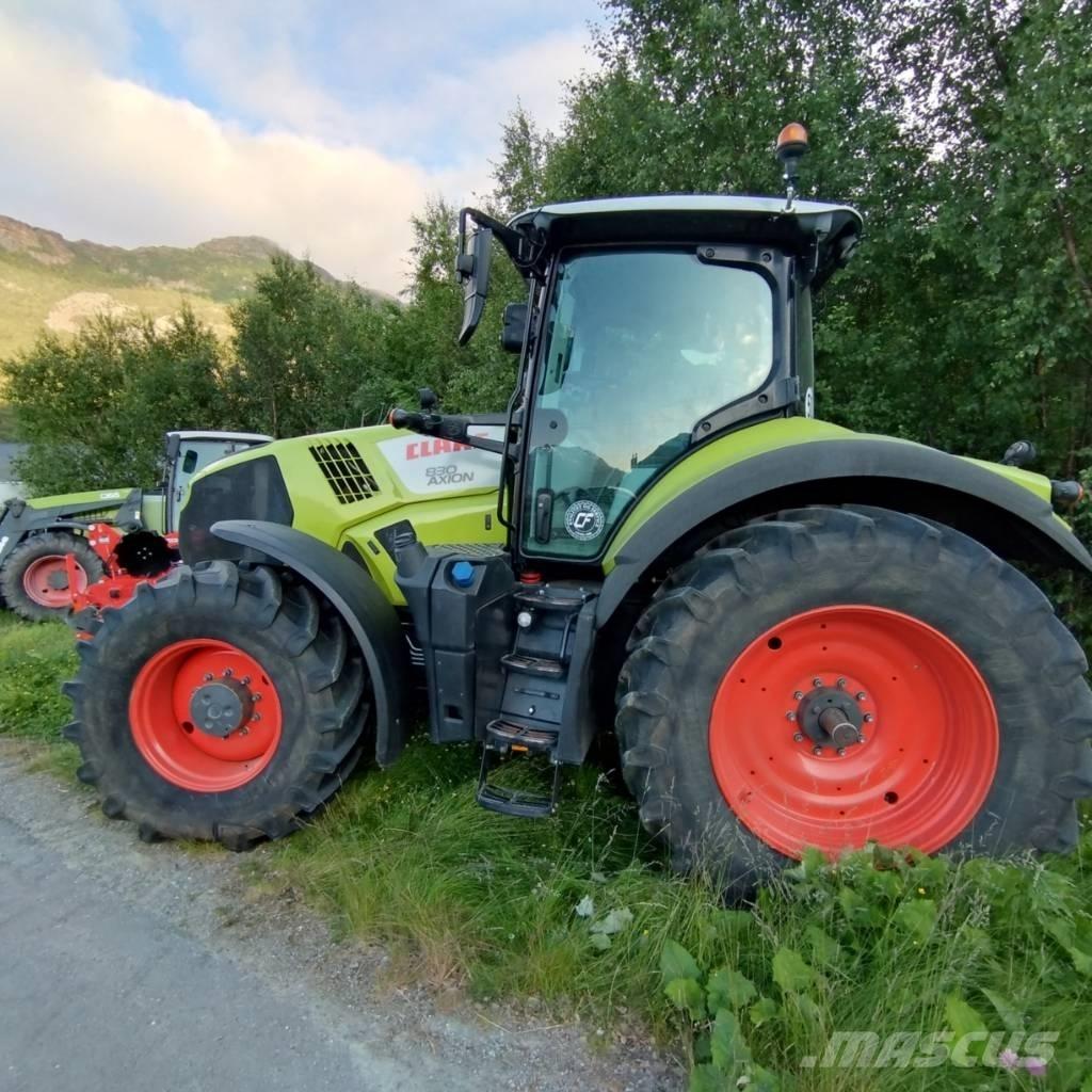 CLAAS Axion 830 Tractoare