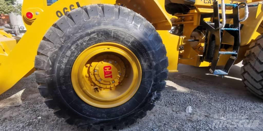 CAT 966 L Incarcator pe pneuri