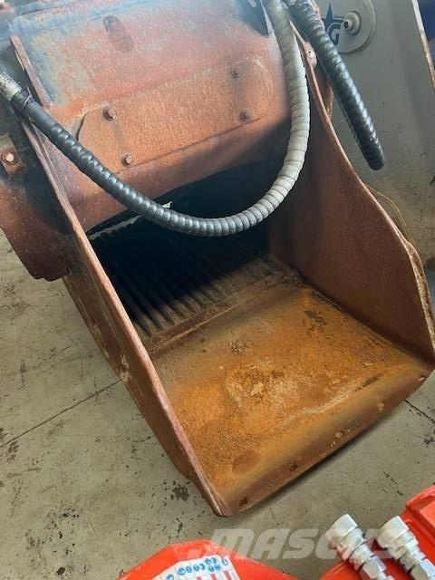 MB Crusher BF 70.2 cupe zdrobitoare