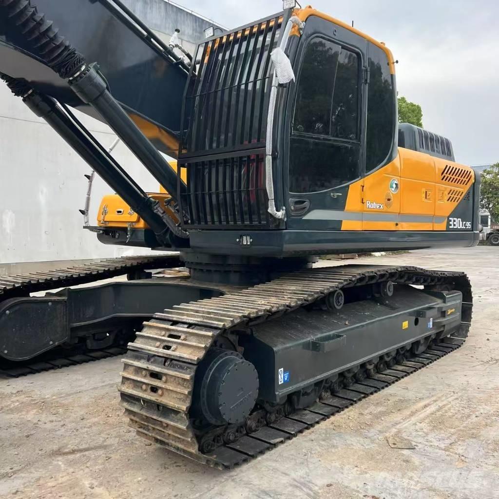 Hyundai 330LC-9T Excavatoare pe șenile
