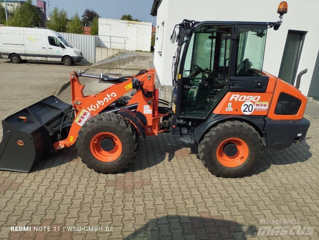 Kubota R090 Incarcator pe pneuri