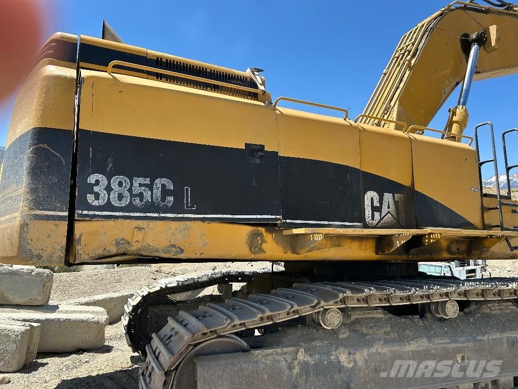 CAT 385 C L Excavatoare pe șenile
