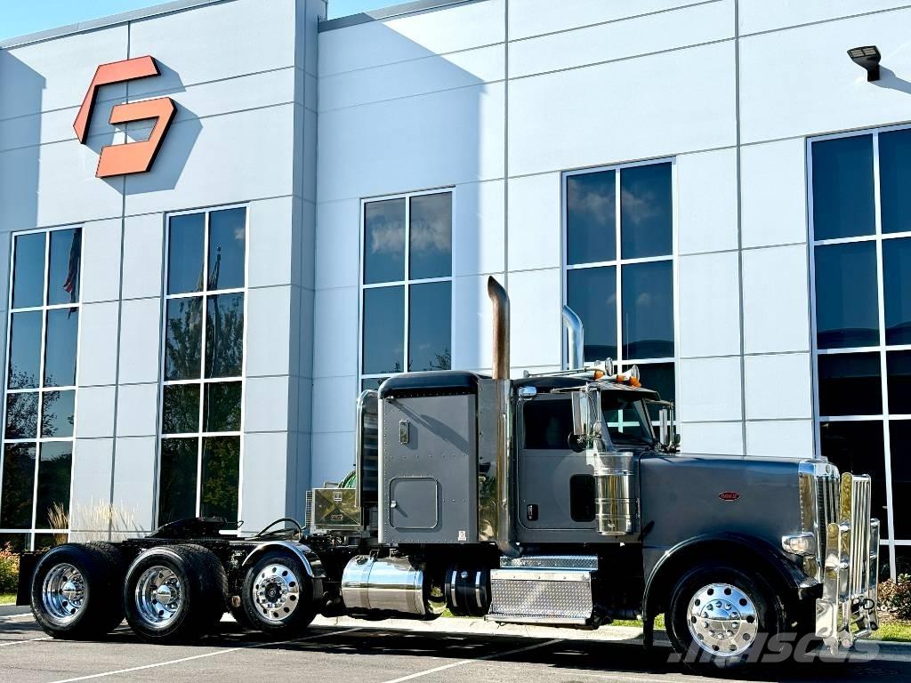 Peterbilt 388 Autotractoare