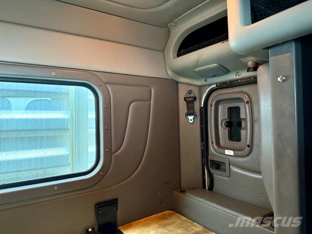 Peterbilt 388 Autotractoare